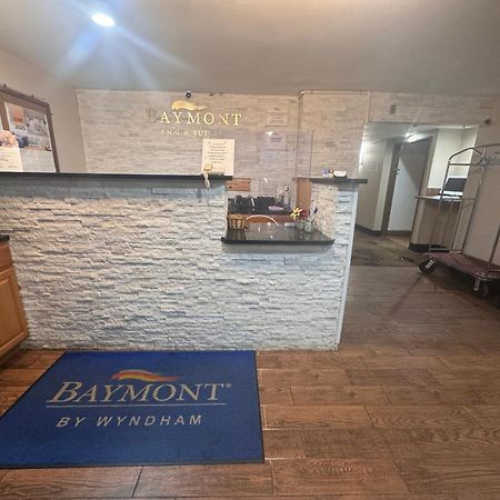 Baymont Inn & Suites Richmond Екстериор снимка