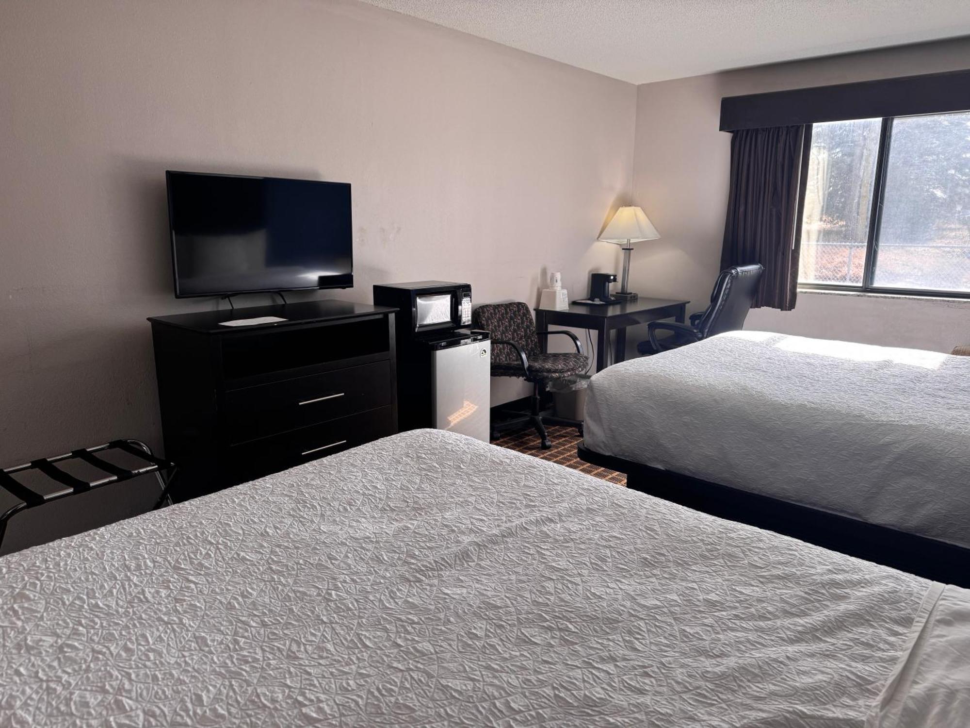 Baymont Inn & Suites Richmond Екстериор снимка