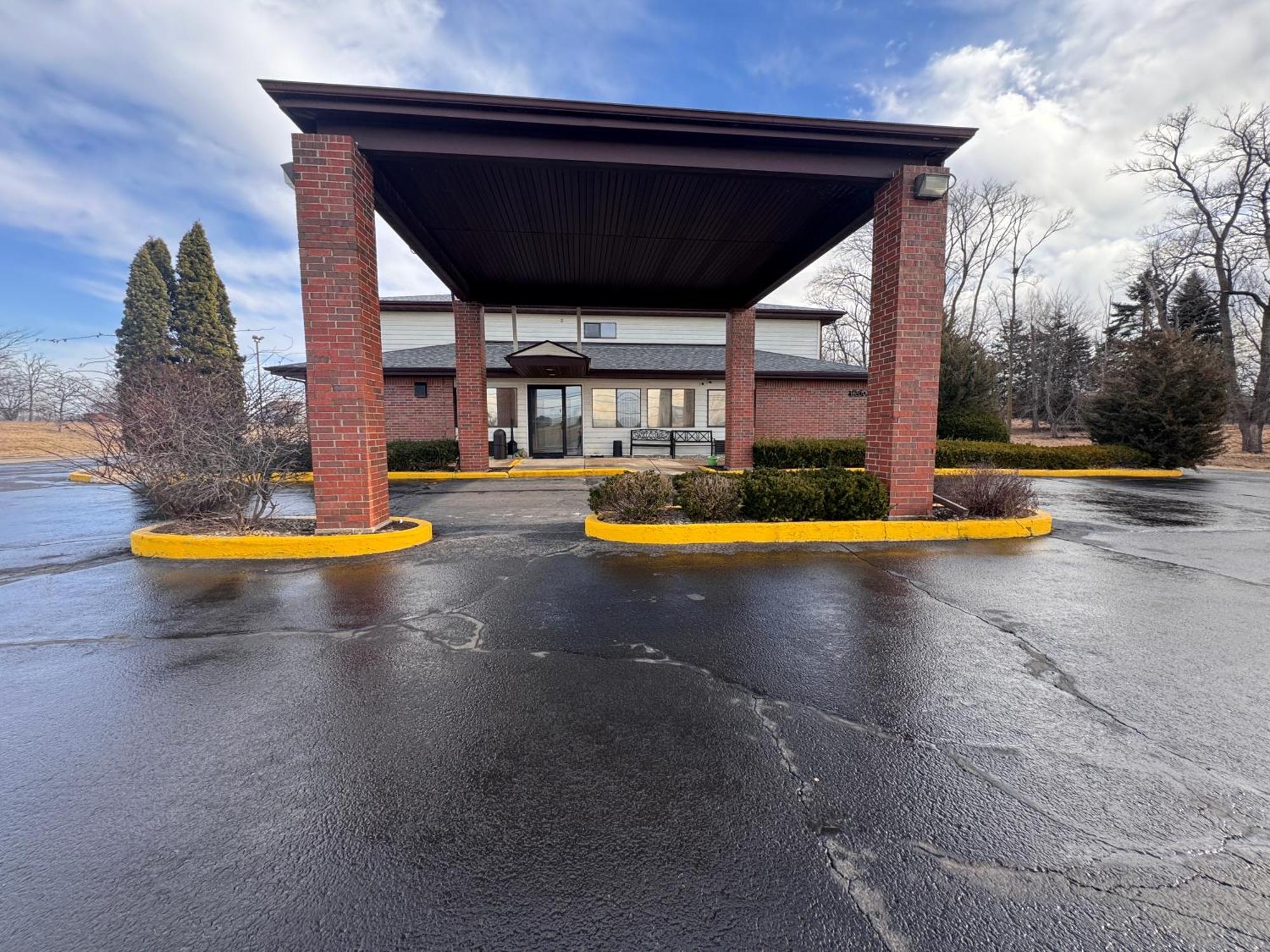 Baymont Inn & Suites Richmond Екстериор снимка
